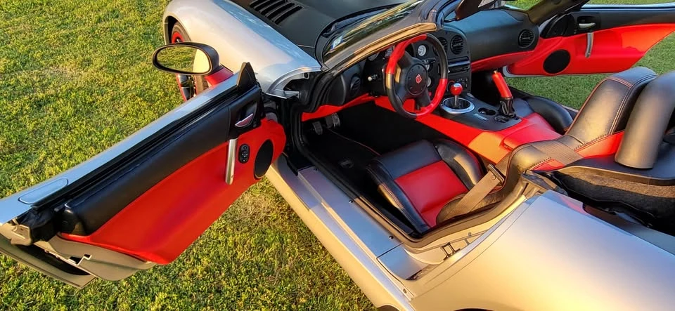 2005 Dodge Viper 3rd Gen - Image 7 of 20
