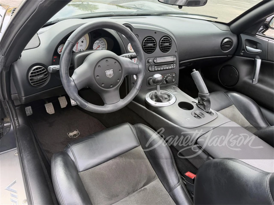2005 Dodge Viper 3rd Gen - Image 4 of 5