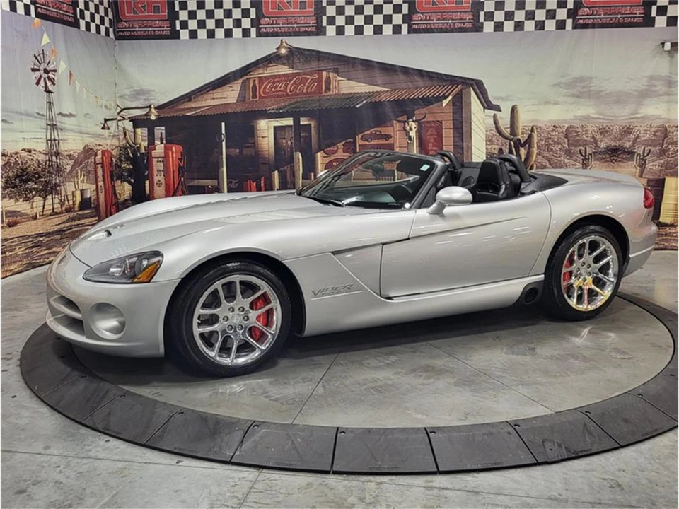 2005 Dodge Viper 3rd Gen - Image 2 of 31