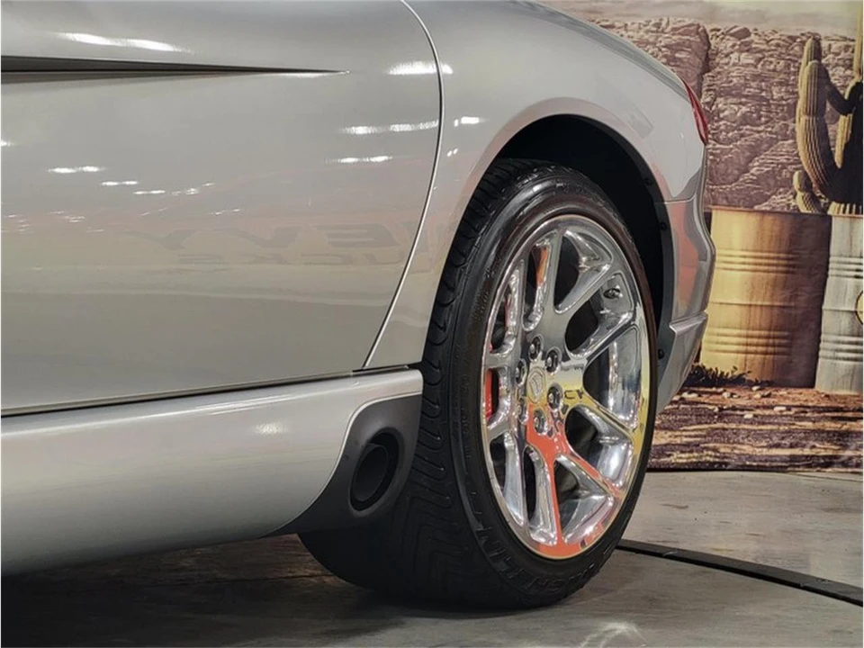 2005 Dodge Viper 3rd Gen - Image 10 of 31
