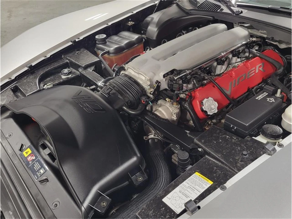 2005 Dodge Viper 3rd Gen - Image 18 of 31