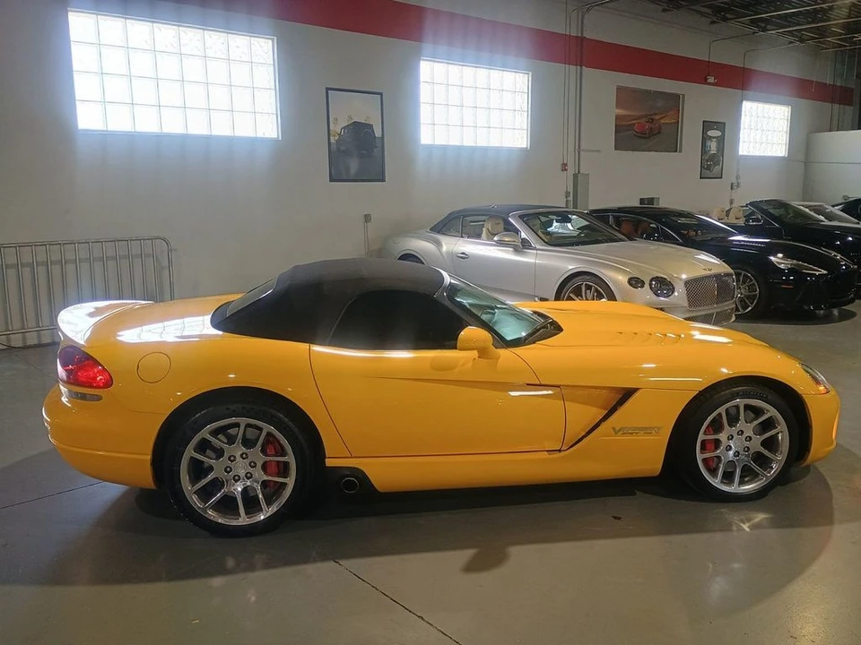 2005 Dodge Viper 3rd Gen - Image 8 of 12