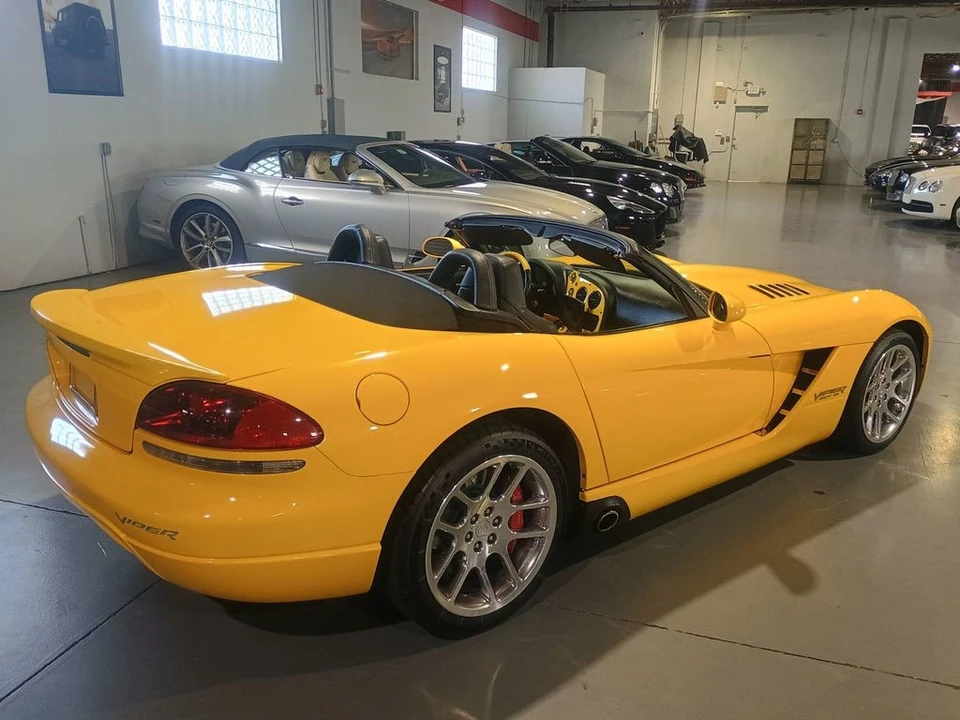 2005 Dodge Viper 3rd Gen - Image 7 of 12