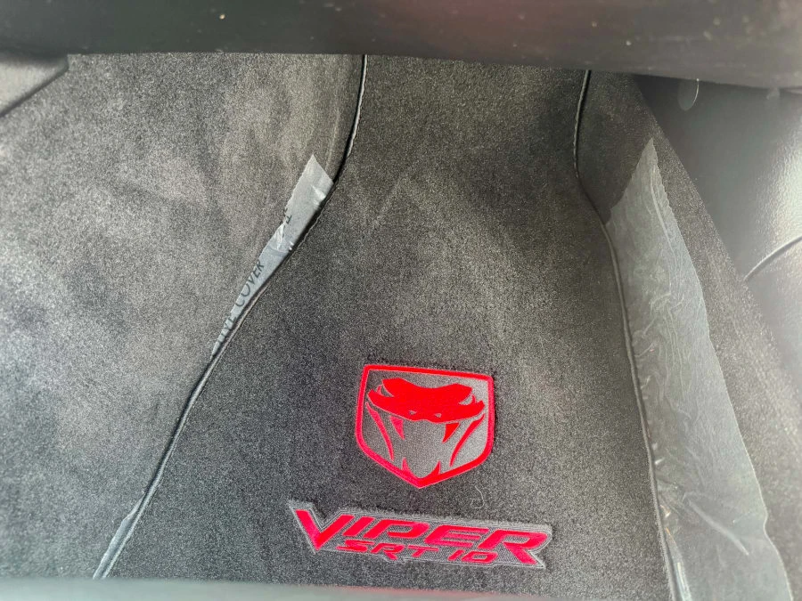 2005 Dodge Viper 3rd Gen - Image 15 of 22
