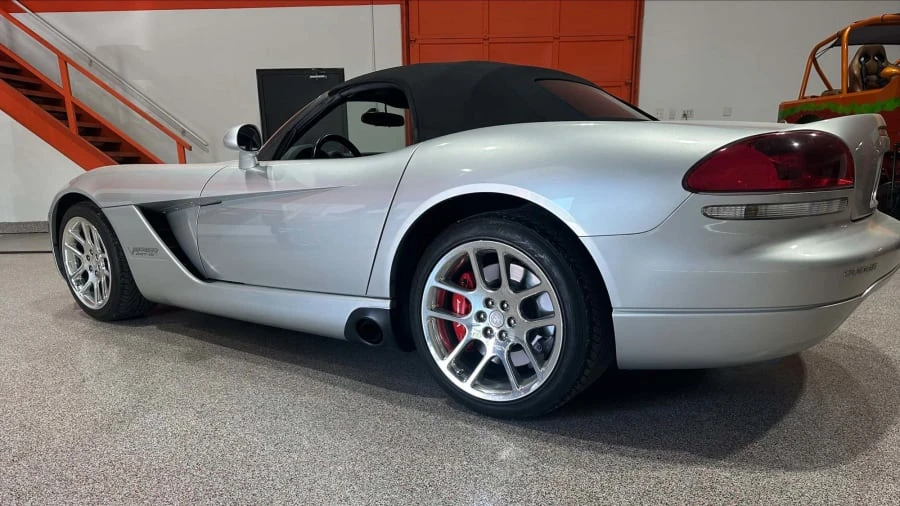 2005 Dodge Viper 3rd Gen - Image 7 of 13