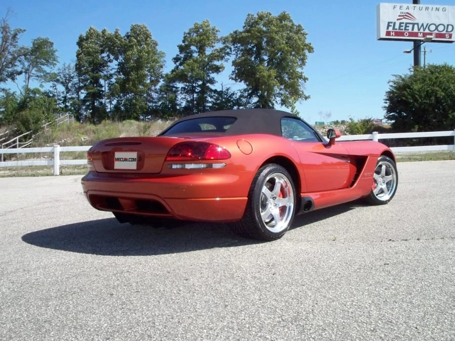 2005 Dodge Viper 3rd Gen - Image 2 of 10