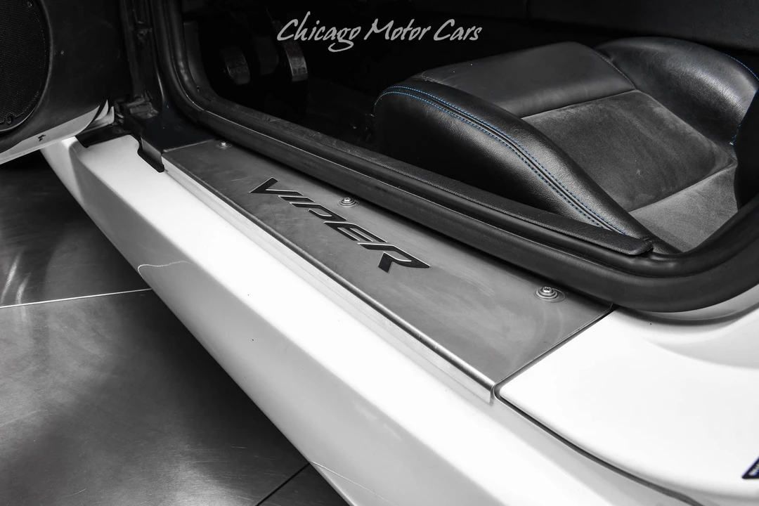2005 Dodge Viper 3rd Gen - Image 21 of 31