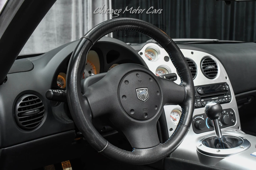2005 Dodge Viper 3rd Gen - Image 9 of 31