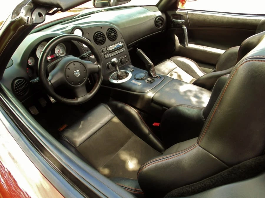 2005 Dodge Viper 3rd Gen - Image 4 of 11