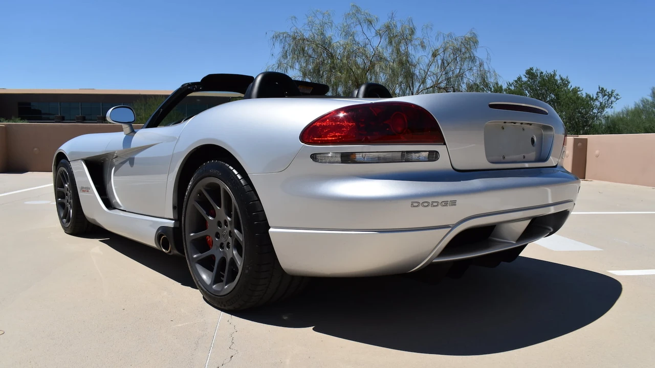 2005 Dodge Viper 3rd Gen - Image 8 of 11