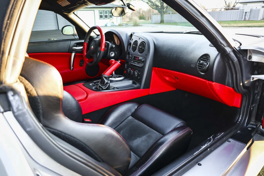 2005 Dodge Viper 3rd Gen - Image 16 of 31