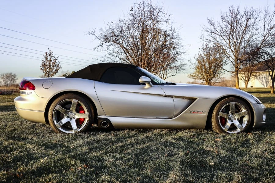 2005 Dodge Viper 3rd Gen - Image 2 of 31