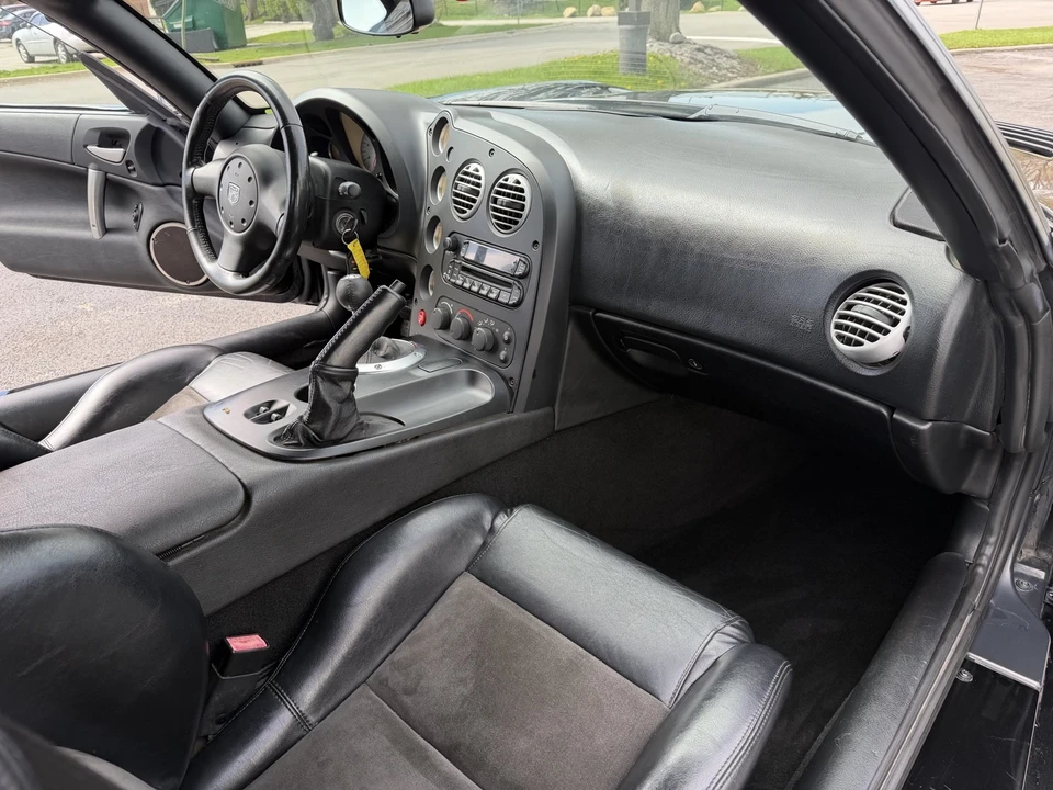 2005 Dodge Viper 3rd Gen - Image 18 of 26