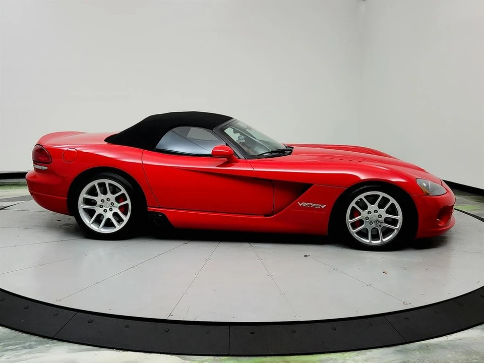 2005 Dodge Viper 3rd Gen - Image 4 of 12