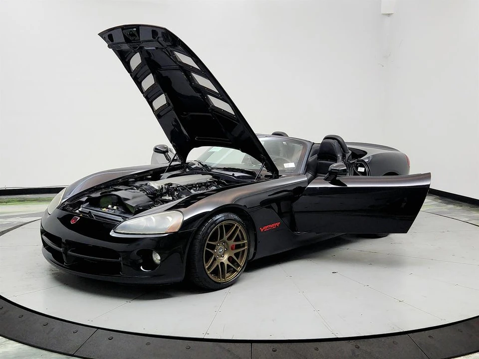 2005 Dodge Viper 3rd Gen - Image 10 of 31