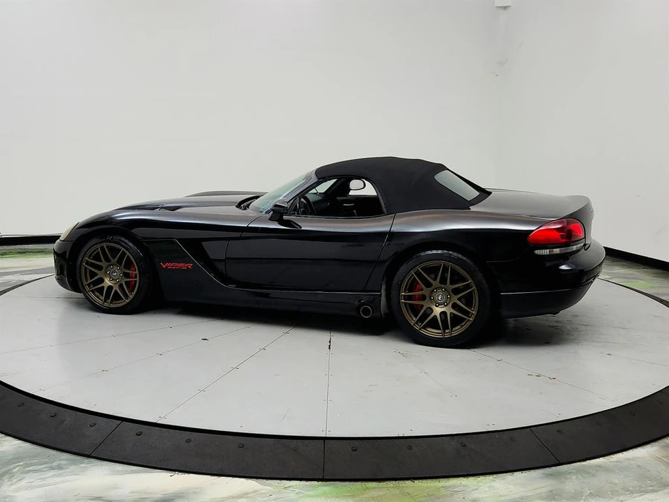 2005 Dodge Viper 3rd Gen - Image 9 of 31