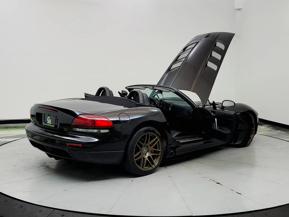 2005 Dodge Viper 3rd Gen - Image 12 of 31