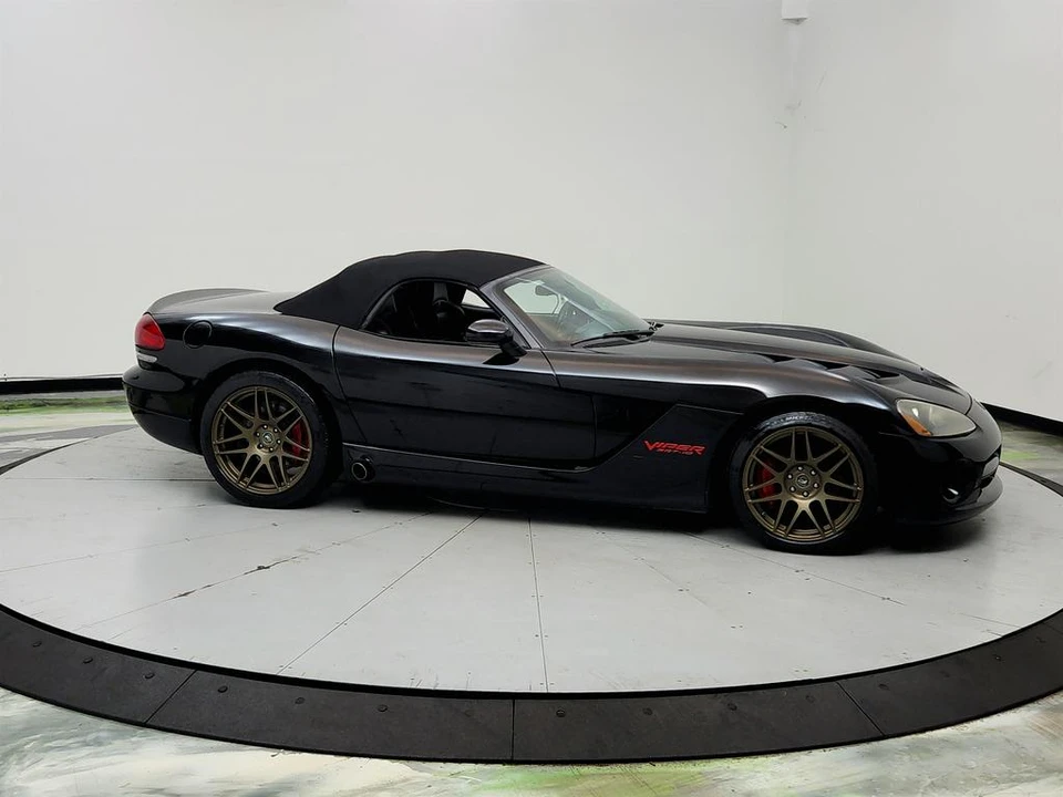 2005 Dodge Viper 3rd Gen - Image 5 of 31