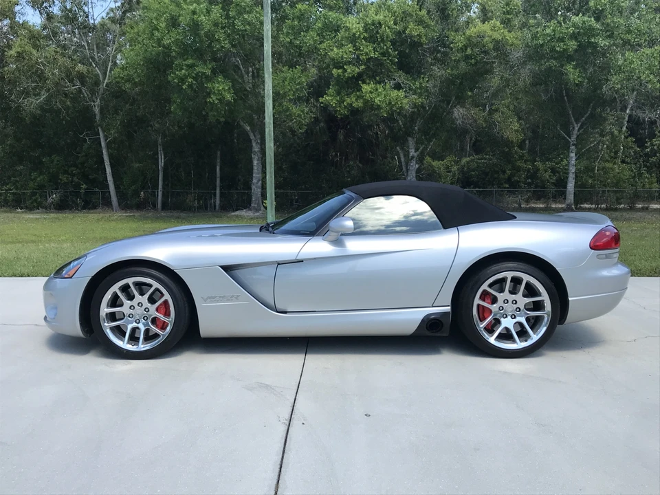 2005 Dodge Viper 3rd Gen - Image 23 of 31