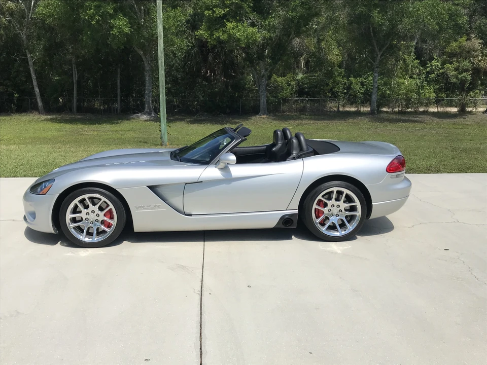 2005 Dodge Viper 3rd Gen - Image 4 of 31