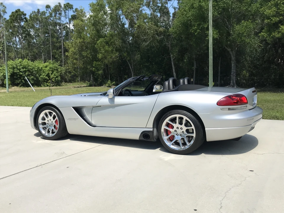 2005 Dodge Viper 3rd Gen - Image 8 of 31