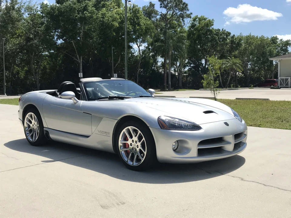 2005 Dodge Viper 3rd Gen - Image 15 of 31