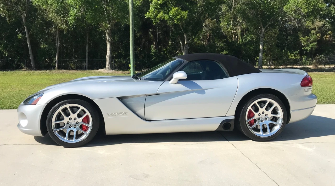 2005 Dodge Viper 3rd Gen - Image 22 of 31
