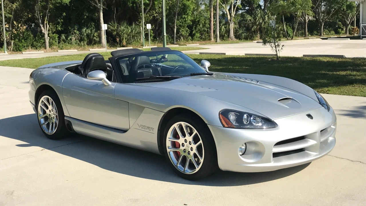 2005 Dodge Viper 3rd Gen - Image 2 of 31