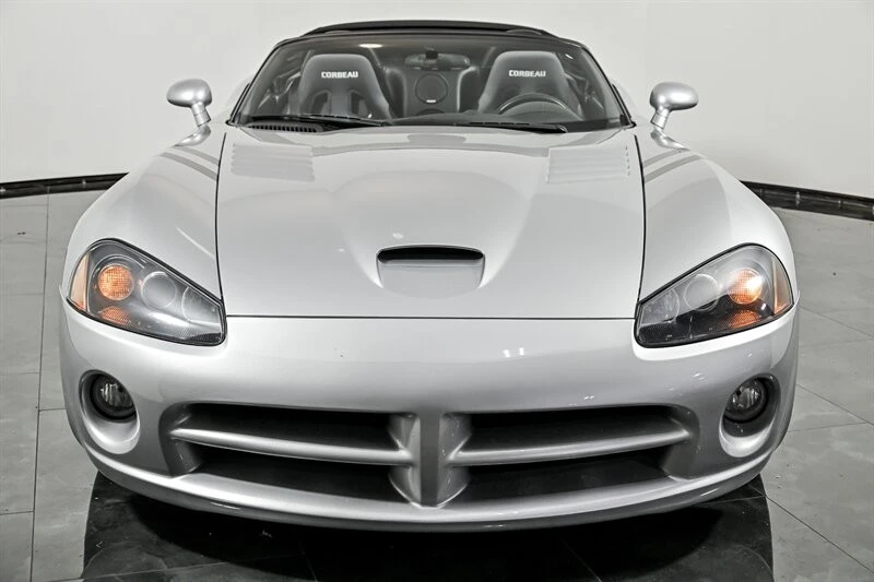 2005 Dodge Viper 3rd Gen - Image 4 of 30