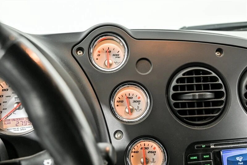 2005 Dodge Viper 3rd Gen - Image 24 of 30