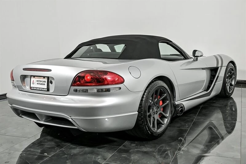 2005 Dodge Viper 3rd Gen - Image 12 of 30