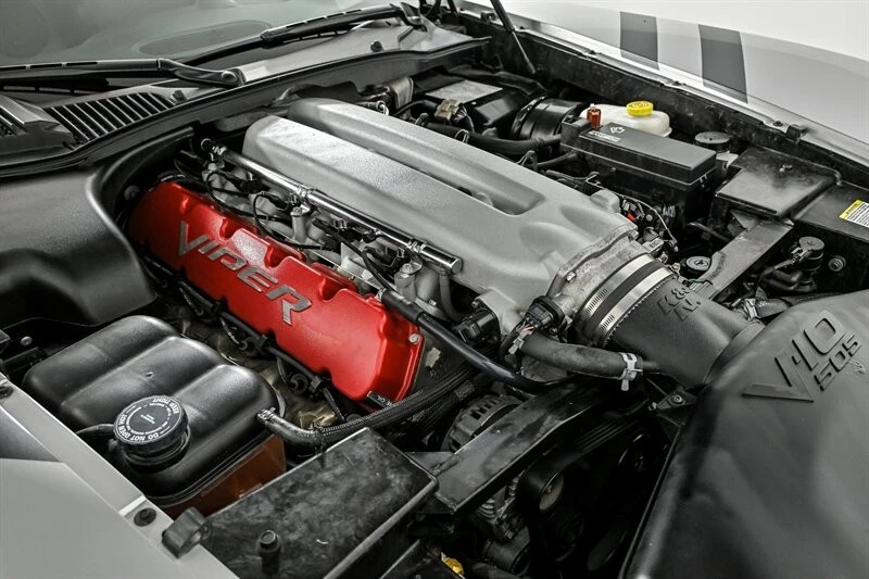 2005 Dodge Viper 3rd Gen - Image 15 of 30