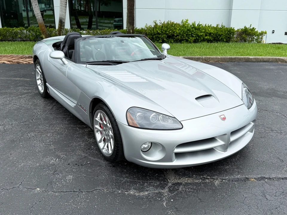 2005 Dodge Viper 3rd Gen - Image 14 of 21