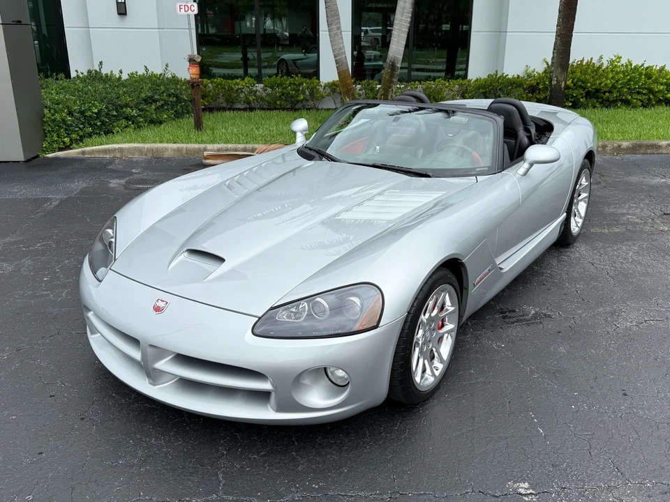 2005 Dodge Viper 3rd Gen - Image 18 of 21