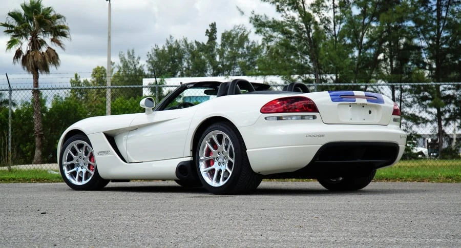 2005 Dodge Viper 3rd Gen - Image 3 of 12