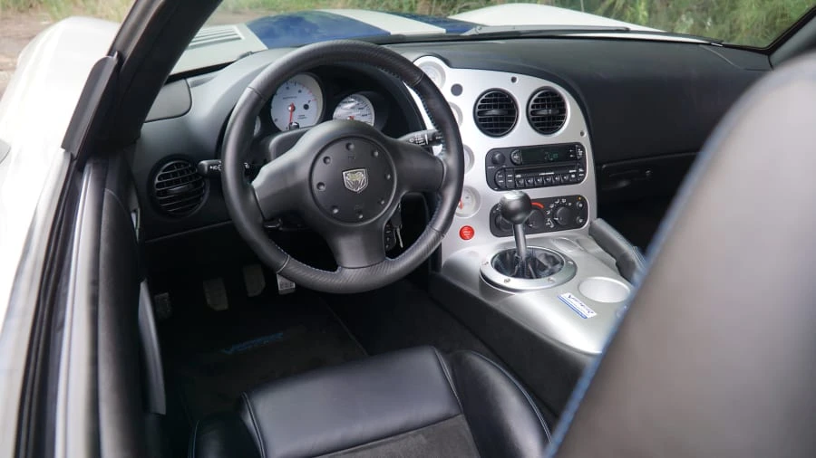 2005 Dodge Viper 3rd Gen - Image 4 of 12