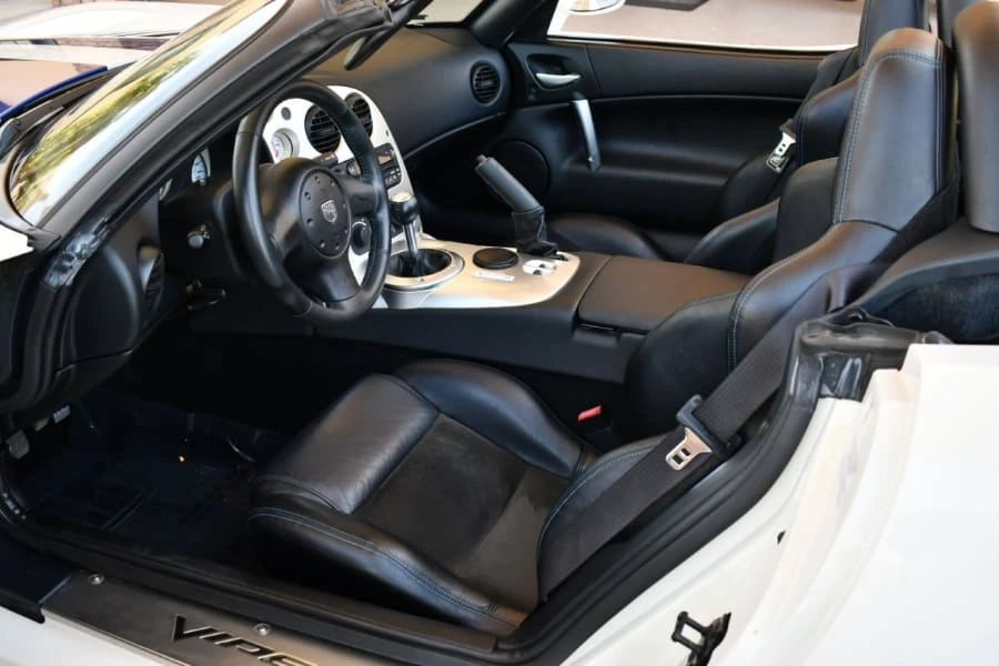 2005 Dodge Viper 3rd Gen - Image 15 of 26