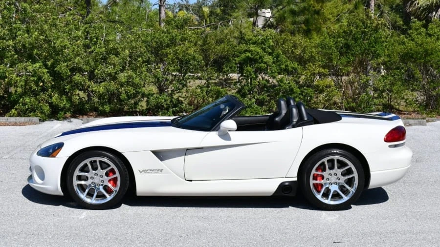 2005 Dodge Viper 3rd Gen - Image 2 of 26