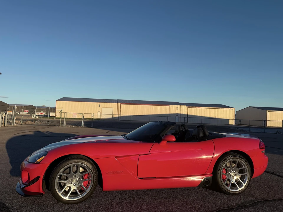 2005 Dodge Viper 3rd Gen - Image 10 of 31