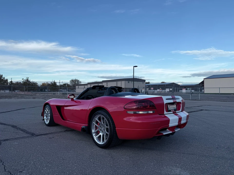2005 Dodge Viper 3rd Gen - Image 15 of 31