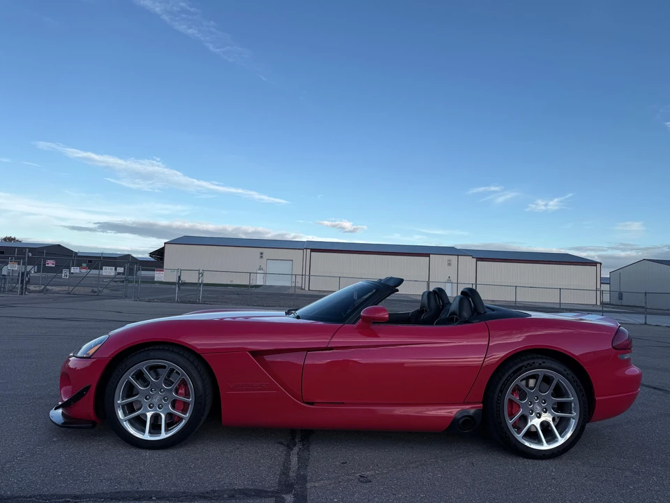 2005 Dodge Viper 3rd Gen - Image 13 of 31