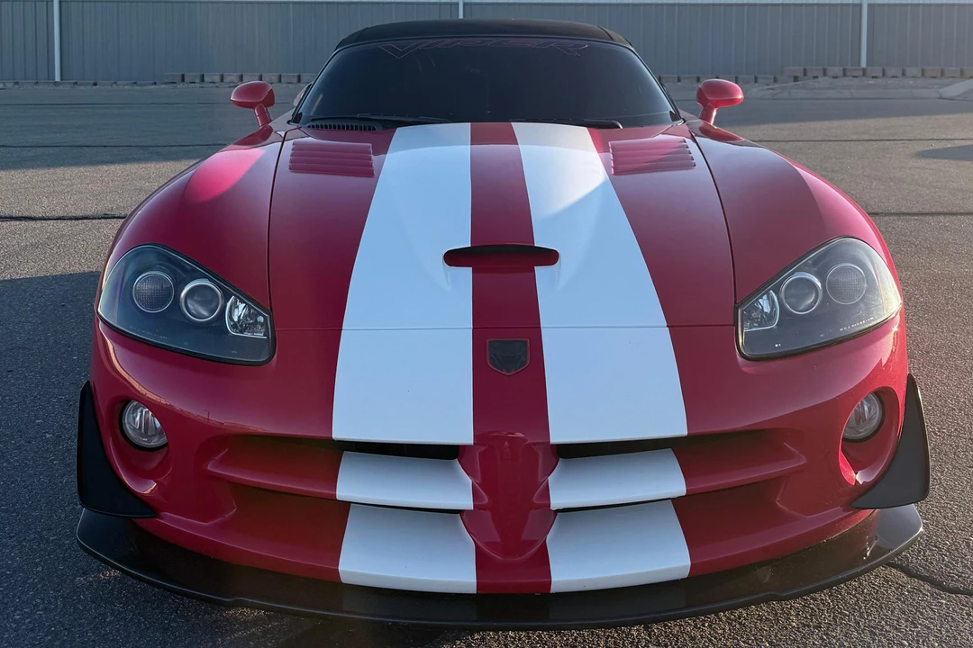 2005 Dodge Viper 3rd Gen - Image 2 of 31