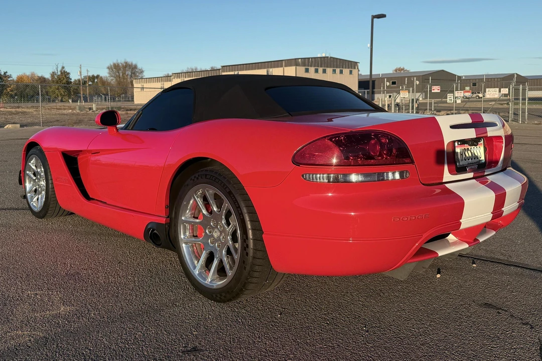 2005 Dodge Viper 3rd Gen - Image 4 of 31