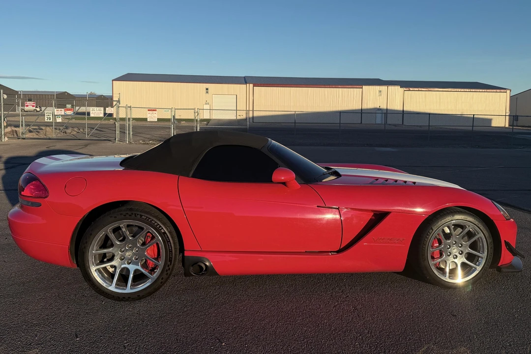 2005 Dodge Viper 3rd Gen - Image 3 of 31