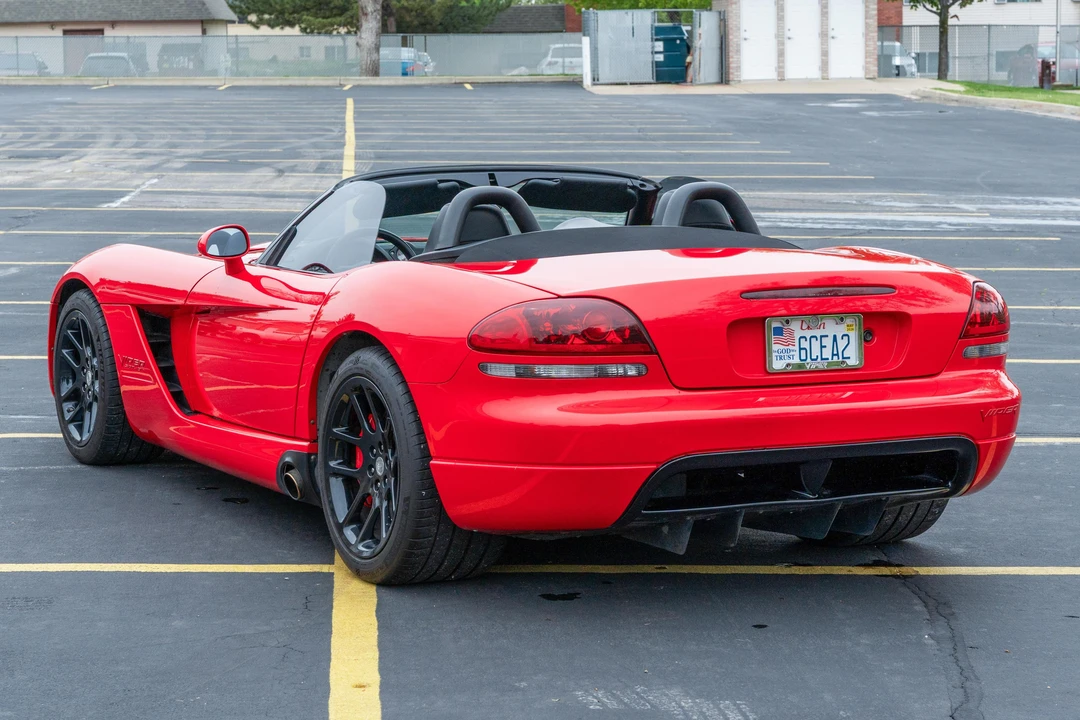 2005 Dodge Viper 3rd Gen - Image 9 of 31