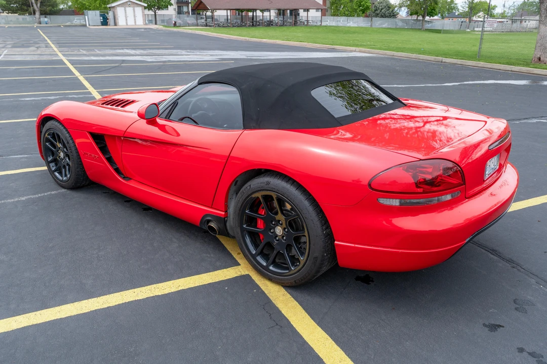 2005 Dodge Viper 3rd Gen - Image 19 of 31