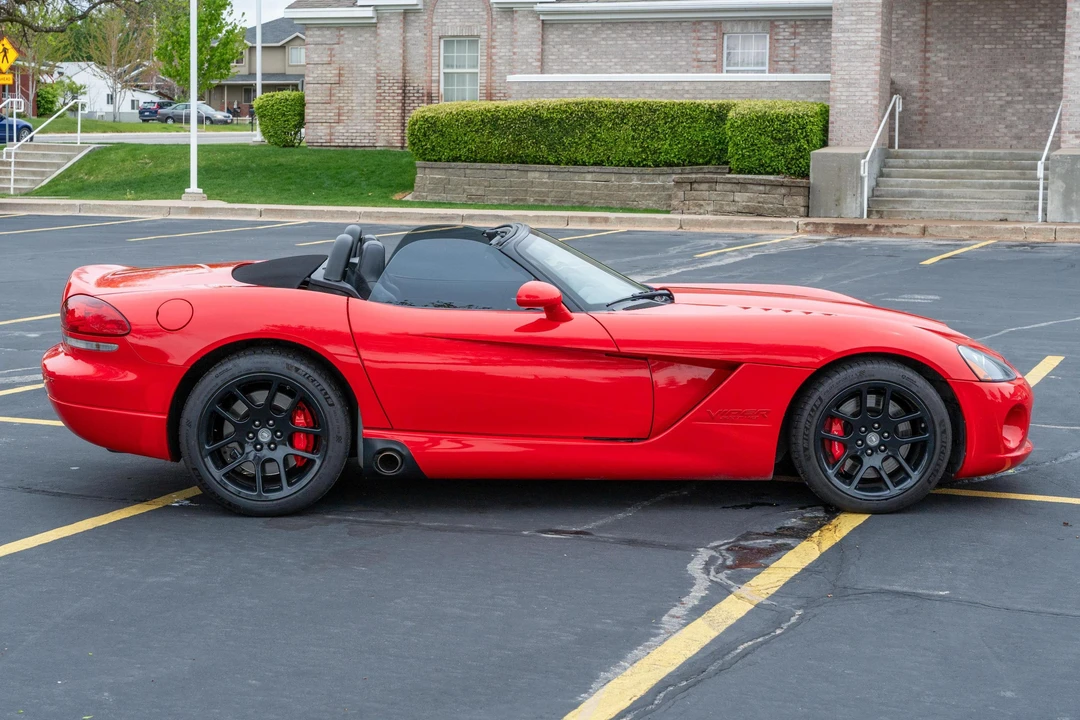 2005 Dodge Viper 3rd Gen - Image 3 of 31