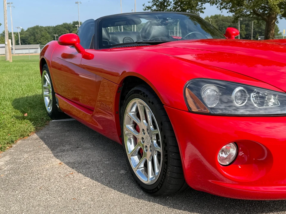 2005 Dodge Viper 3rd Gen - Image 22 of 31