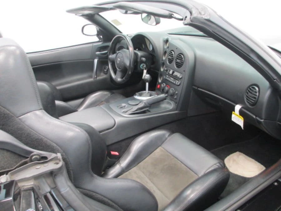 2005 Dodge Viper 3rd Gen - Image 5 of 8