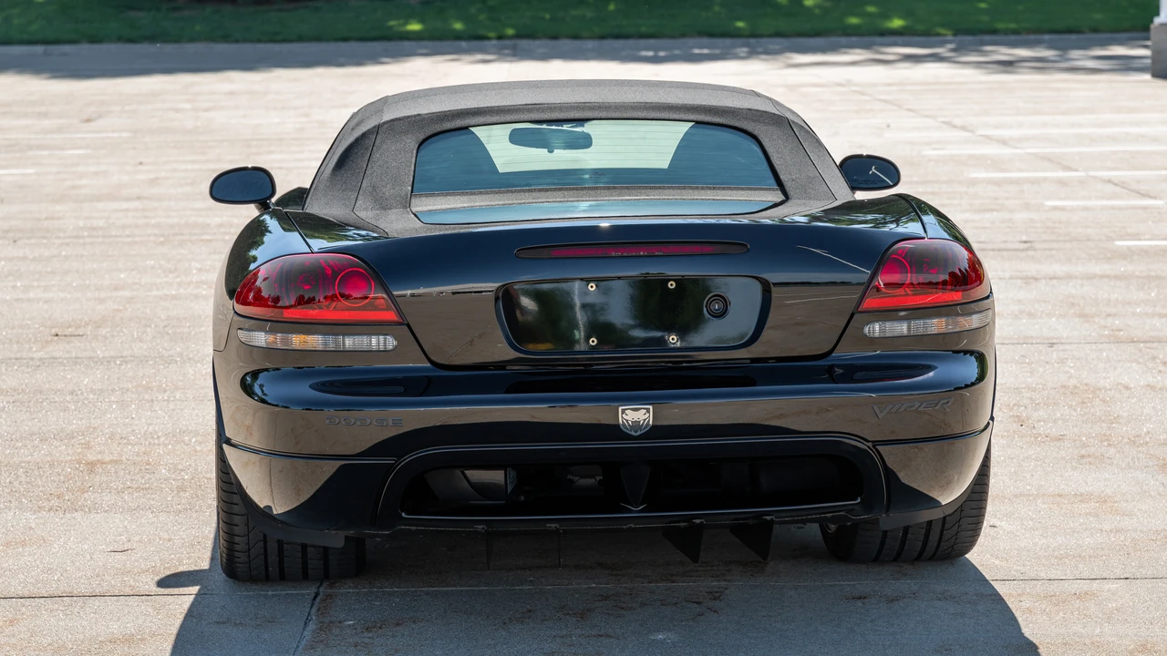 2005 Dodge Viper 3rd Gen - Image 14 of 31